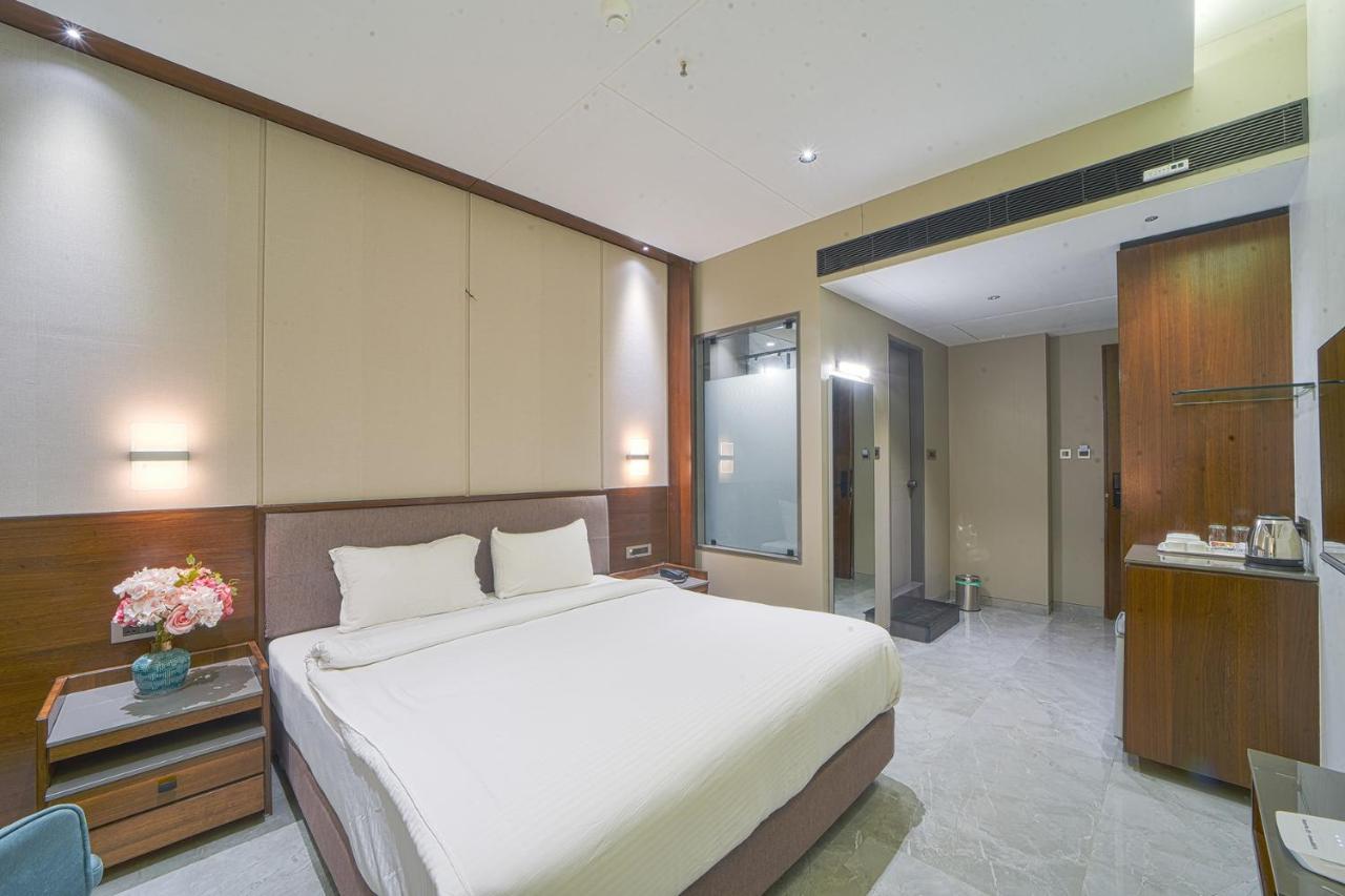 Hotel Devgiri Inn And Restaurant Sangli Luaran gambar