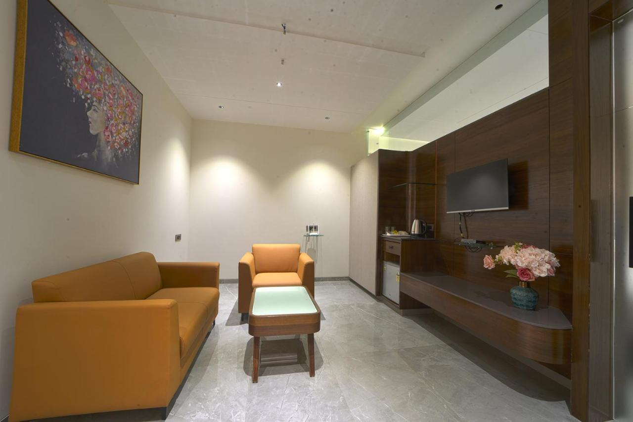 Hotel Devgiri Inn And Restaurant Sangli Luaran gambar