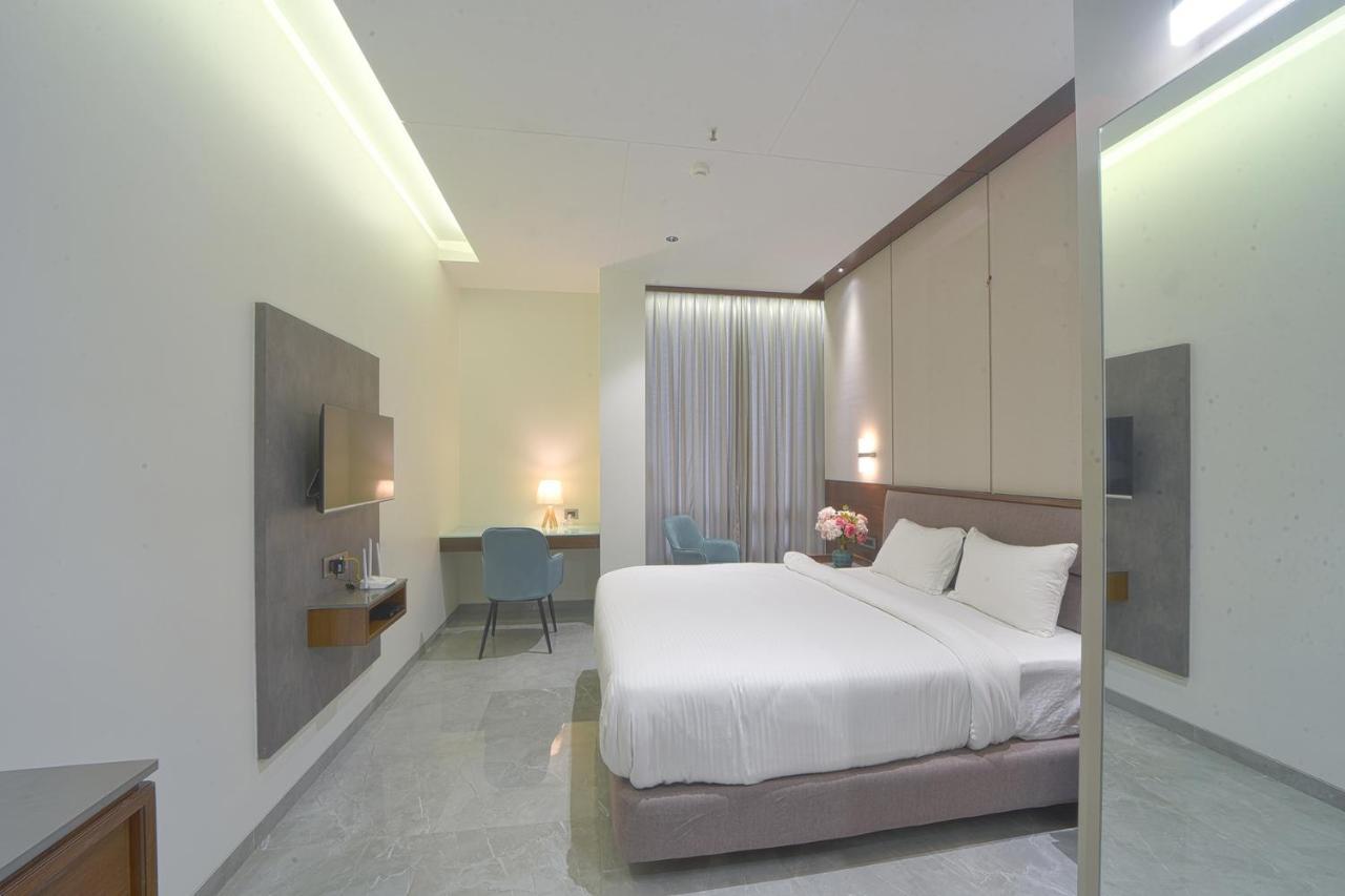 Hotel Devgiri Inn And Restaurant Sangli Luaran gambar